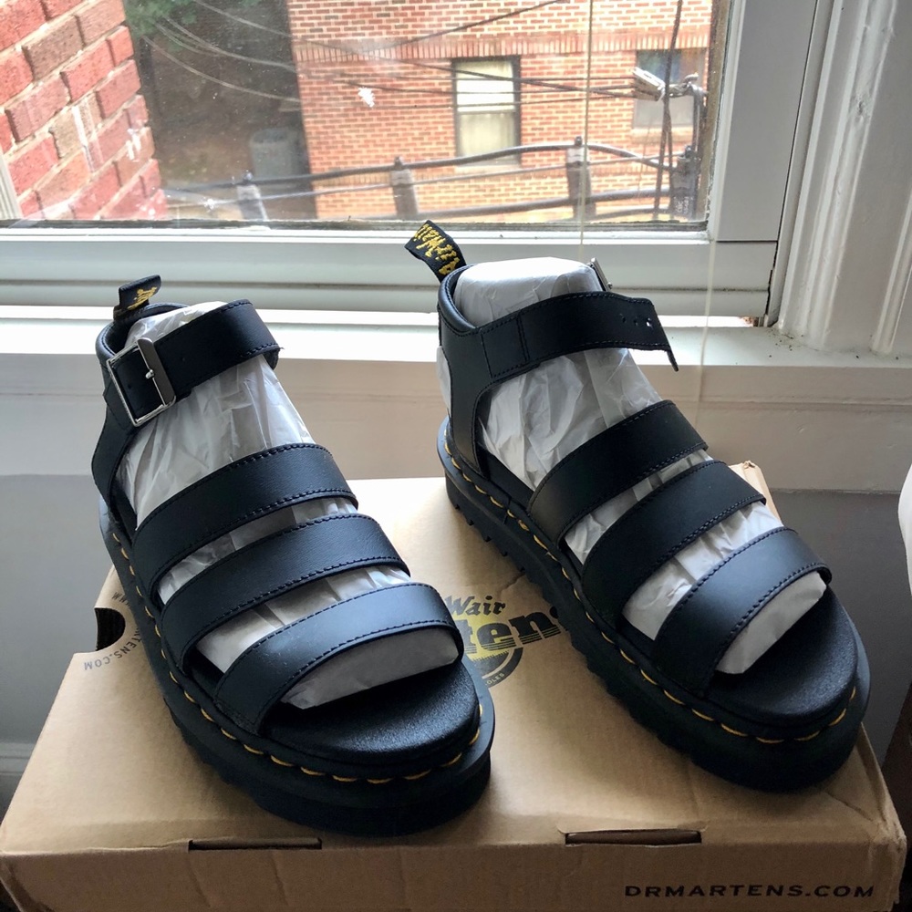 New in box Dr. Martens Blaire sandals- size 7